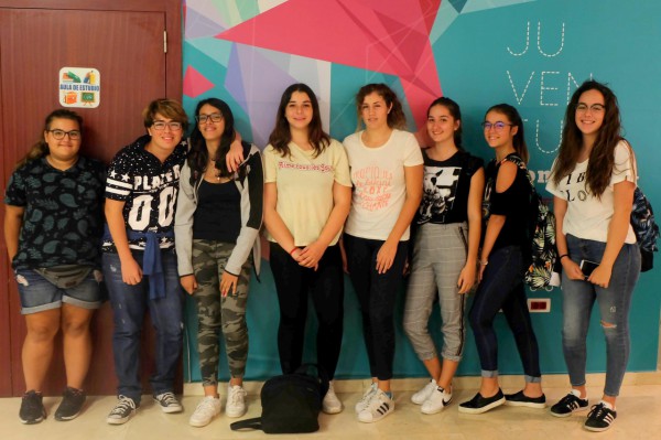  Una quincena de jóvenes se forman en igualdad de género