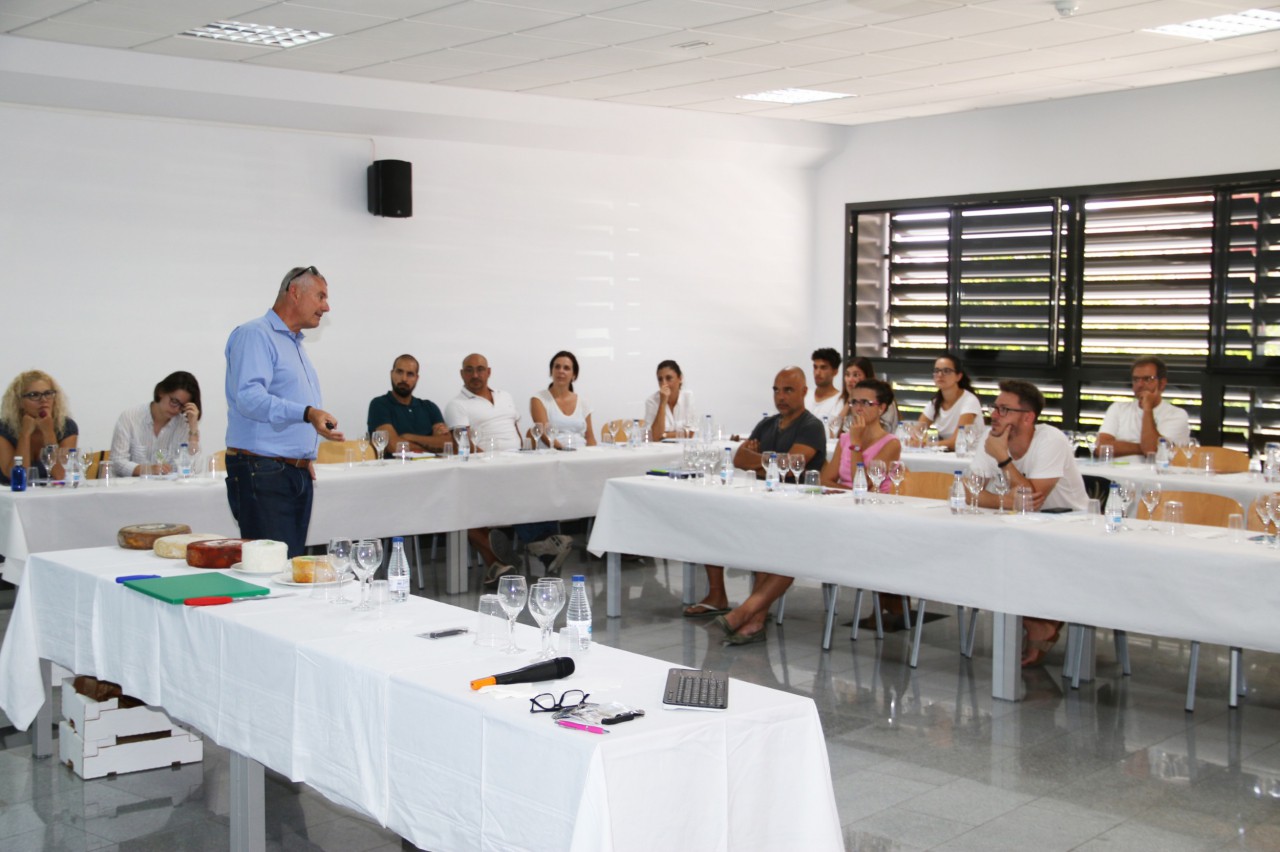 Un taller reivindicó las características que singularizan a los vinos de Canarias