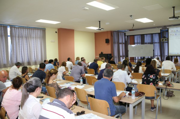 Más de 150 personas reciben en Adeje un taller sobre la fiscalidad del alquiler vacacional