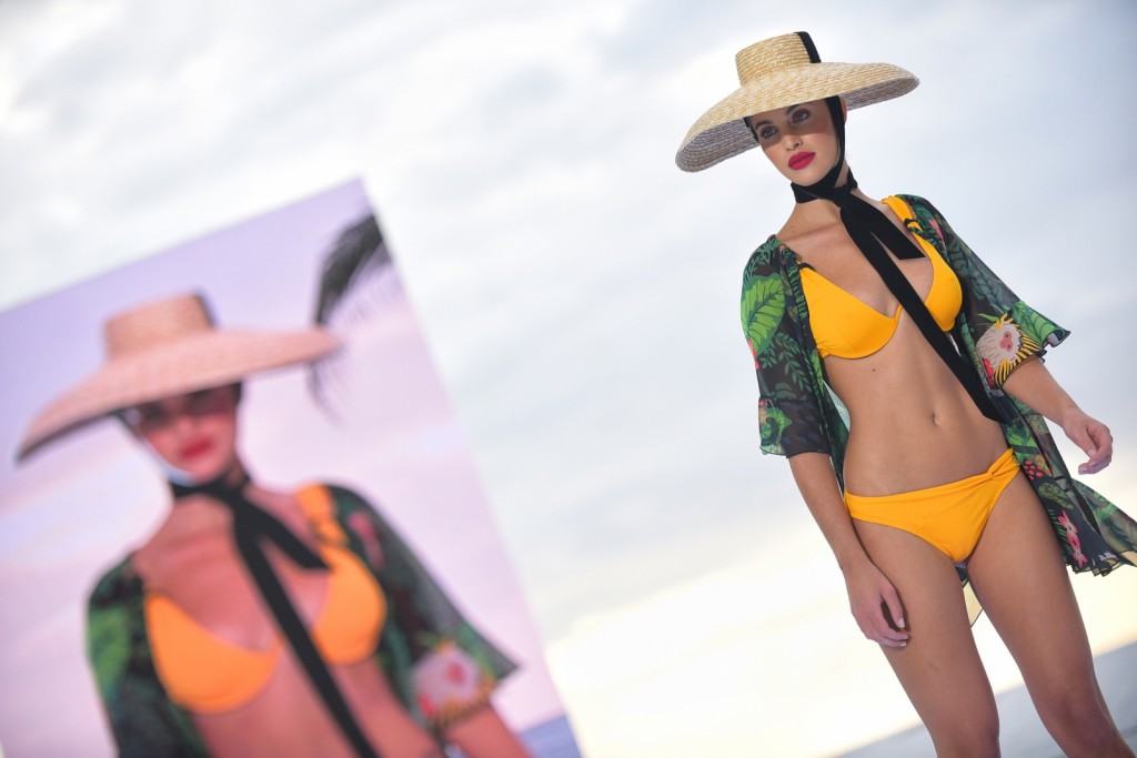 ‘Tenerife Fashion Beach Costa Adeje’ consolida en la Isla la unión del sector textil, turismo y desarrollo económico