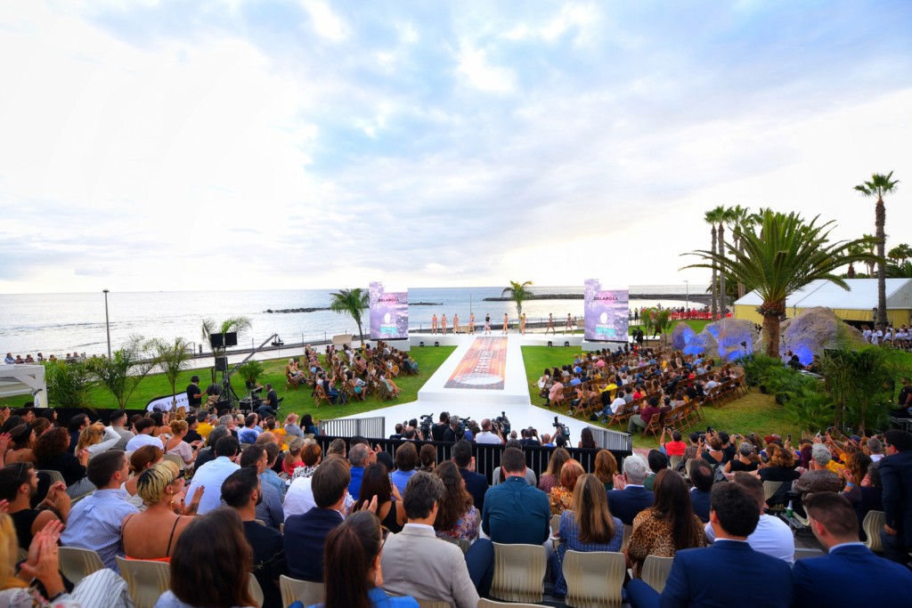 ‘Tenerife Fashion Beach Costa Adeje’ consolida en la Isla la unión del sector textil, turismo y desarrollo económico