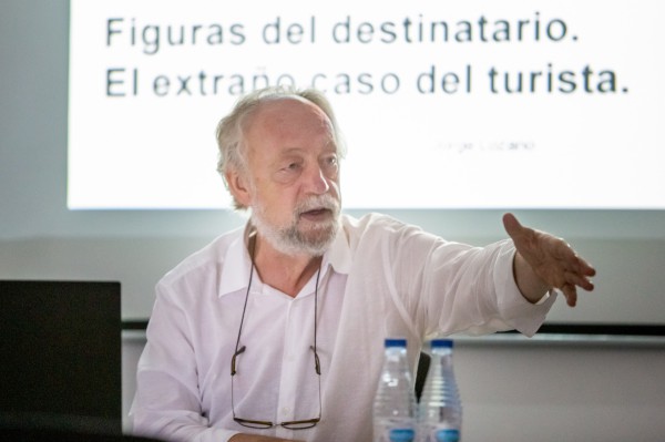 La Universidad de Verano de Adeje analiza la figura del turista desde enfoques como la semiótica, la antropología o la economía