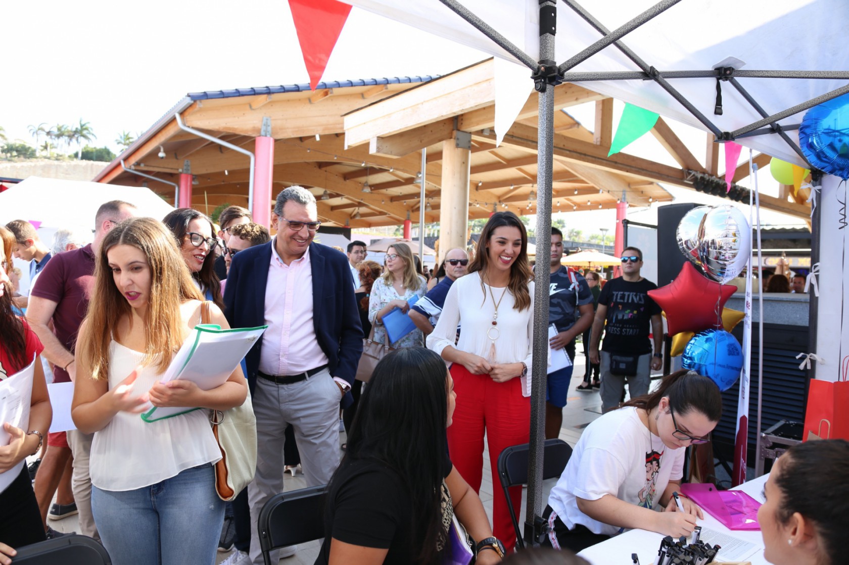 Más de 1.000 personas se dan cita en la II Feria de Empleo