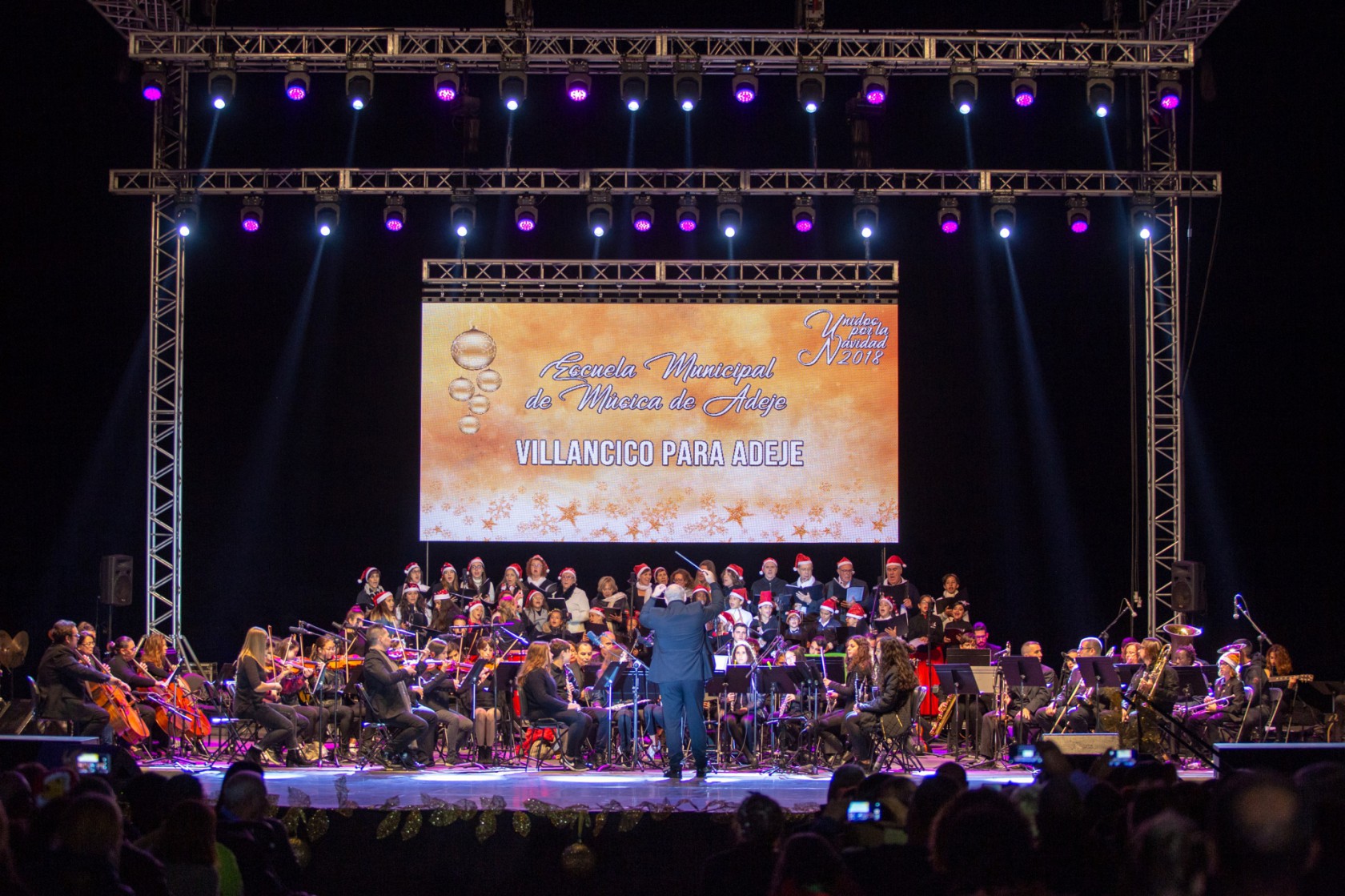 El ayuntamiento de Adeje programa en diciembre tres grandes conciertos de Navidad