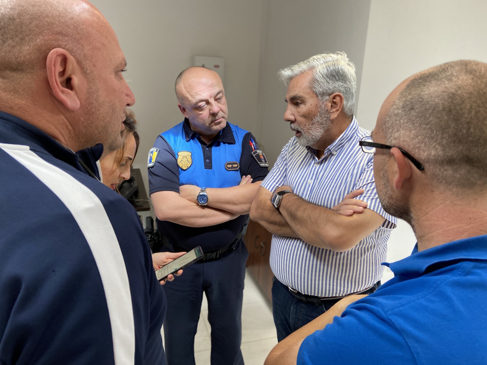 2º COMUNICADO (13 h) Adeje emplea todos sus recursos para atender las numerosas incidencias causadas por el fuerte viento 