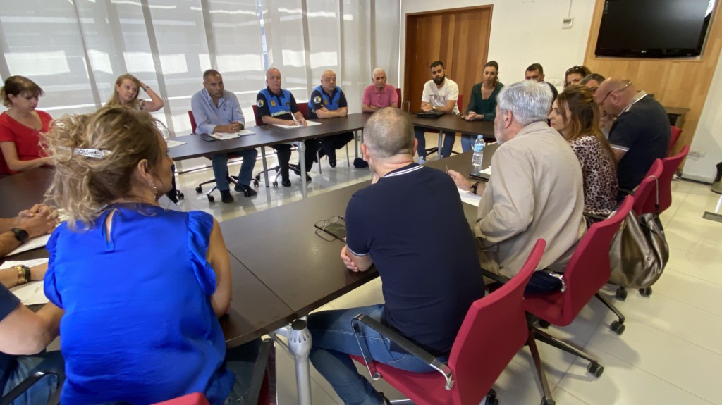 Adeje evalúa daños y activa todos sus recursos para recuperar la actividad municipal