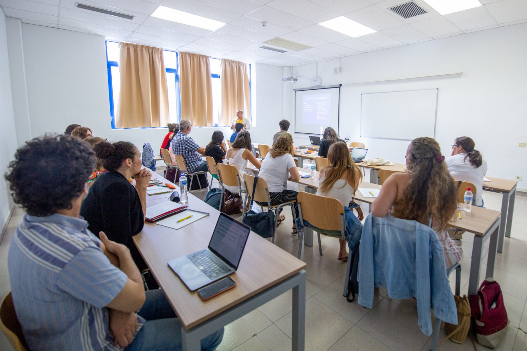 El campus universitario de Adeje se suma al de Guajara y Anchieta para realizar la EBAU en la Isla