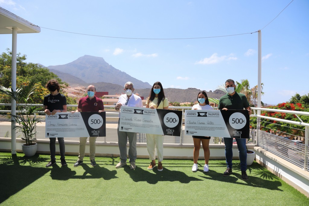 Adeje impulsa el espíritu de superación con la iniciativa ''Jóvenes talento''
