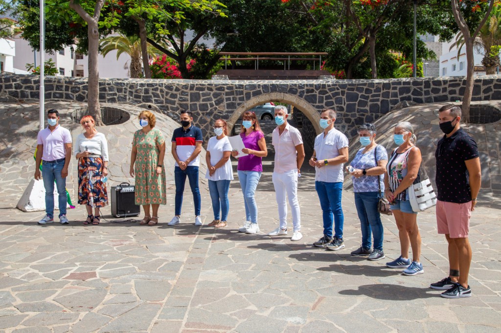 Adeje rinde homenaje a Pedro Zerolo en su 60 aniversario
