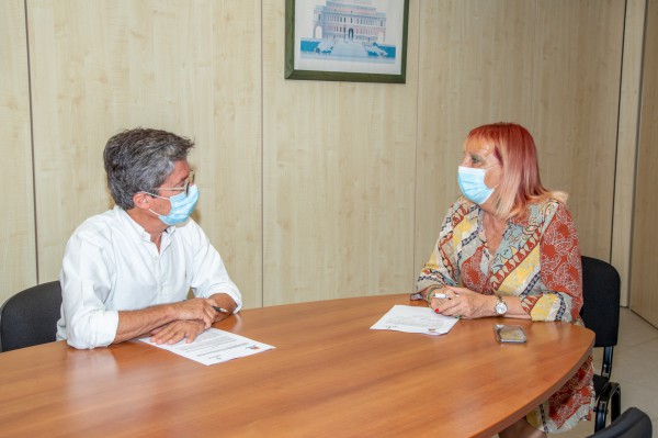  Adeje renueva su compromiso con el 