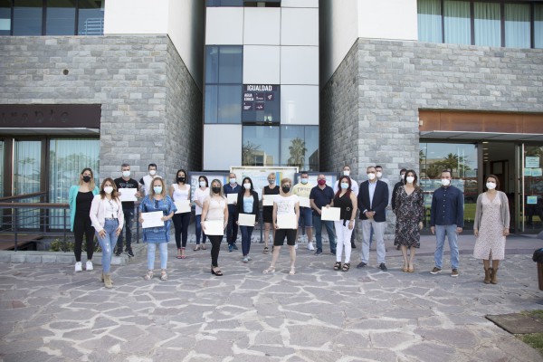 Las 15 personas del PFAE Barest finalizan el convenio y reciben su certificado de profesionalidad