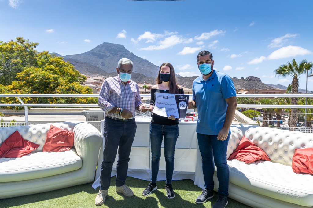 El alcalde entrega los premios Jóvenes Talentos