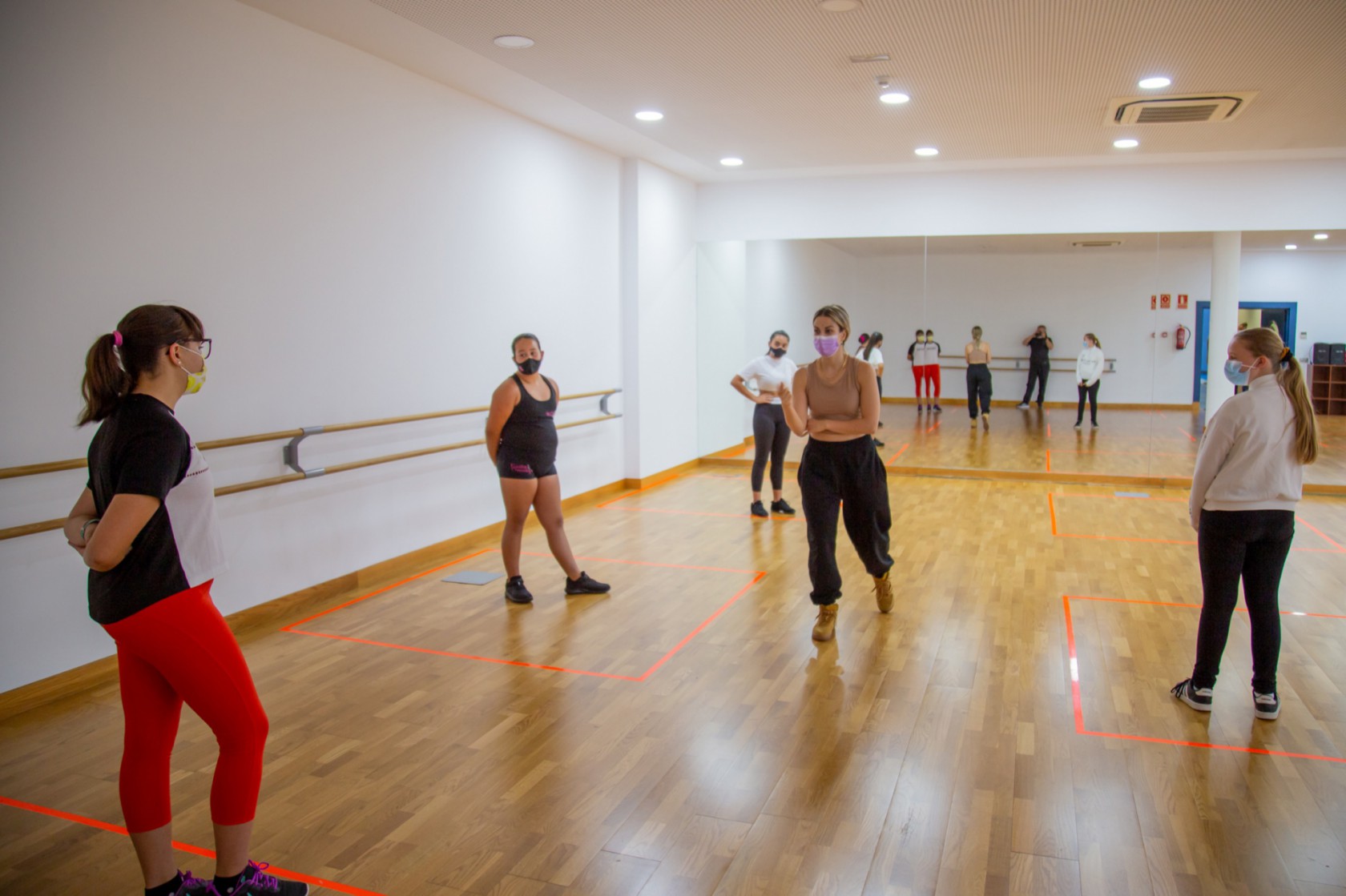 Vicky Gómez: "El trabajo en la coreografía es lograr, a través del baile, conectar y transmitir la potencia de la música y la danza en un escenario"