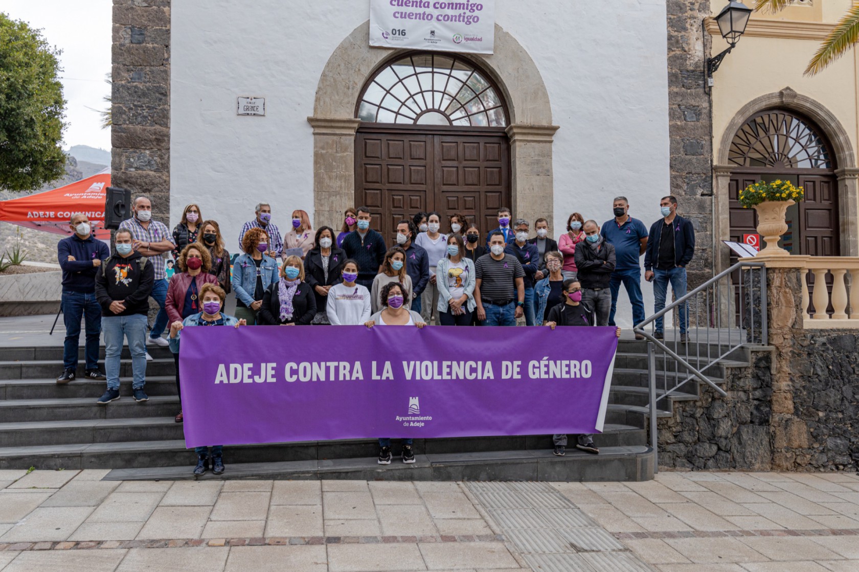 El Ayuntamiento de Adeje alza la voz nuevamente contra la violencia hacia las mujeres