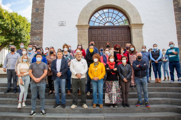 Adeje se suma a la concentración silenciosa a favor de la paz de Ucrania