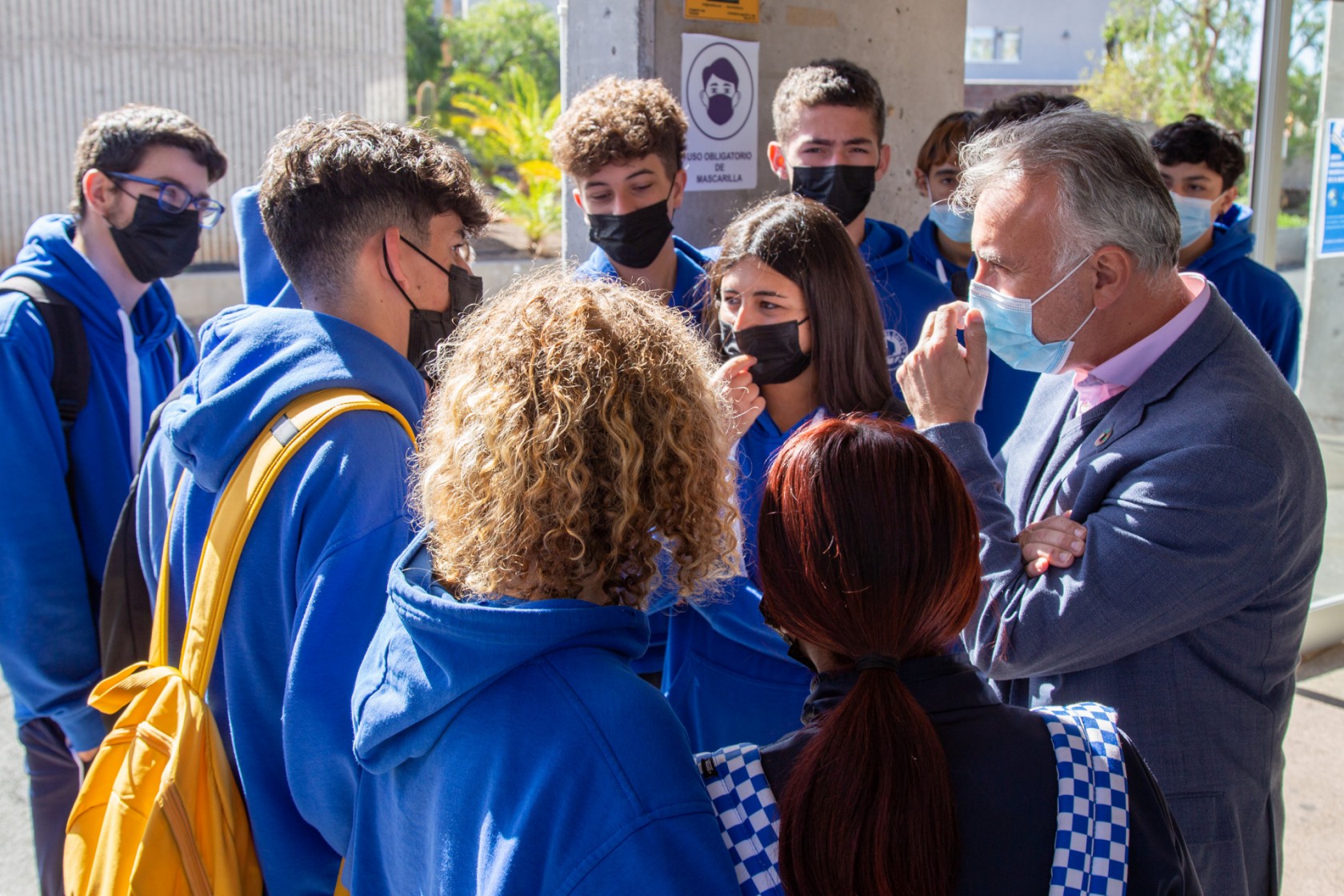 Torres elogia los avances educativos del IES El Galeón, en Adeje, por su extensión de las nuevas tecnologías y la apuesta por el alumnado con necesidades especiales