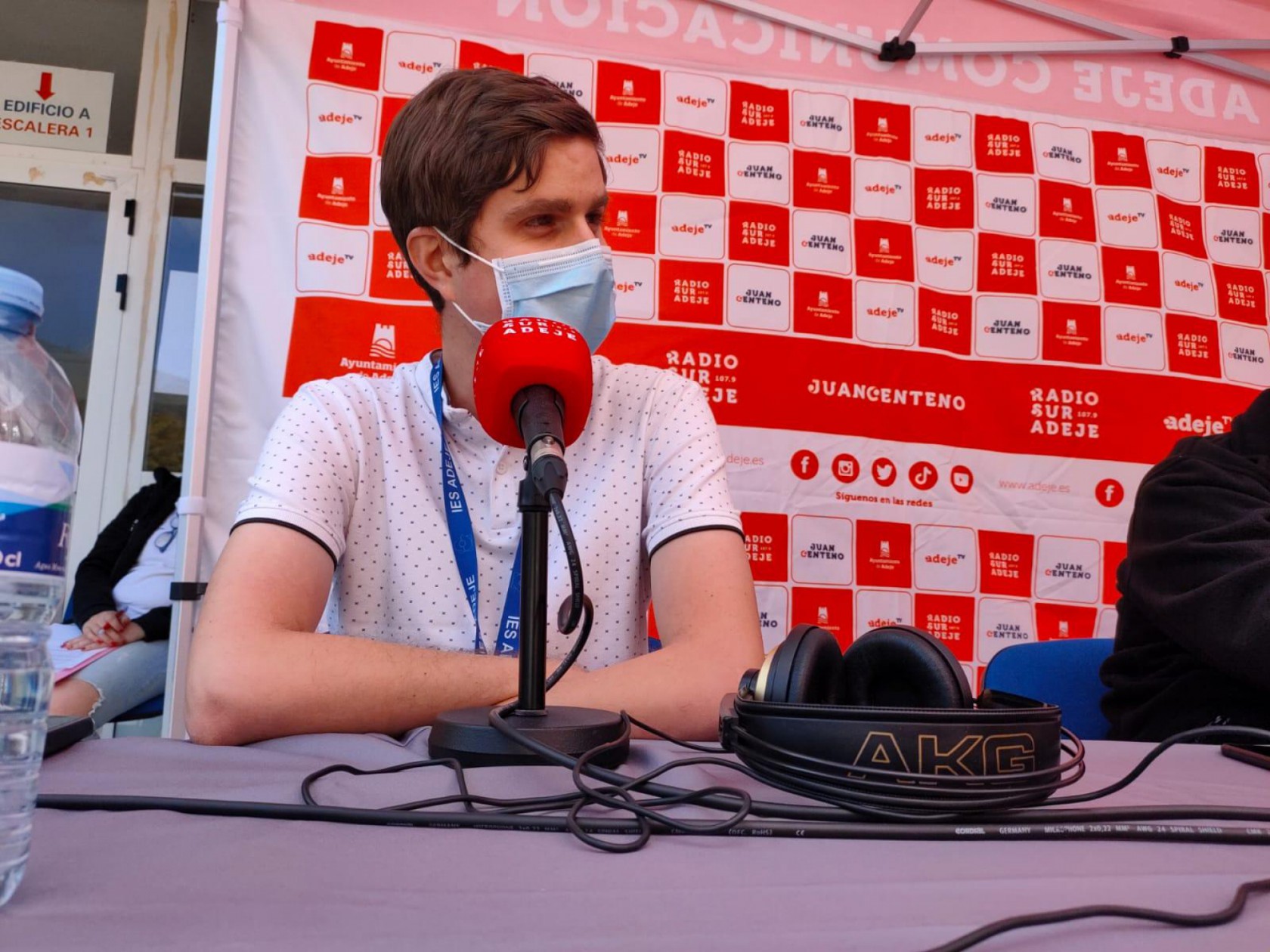 Radio Sur Adeje 107.9 FM realizará tres directos durante el mes de mayo