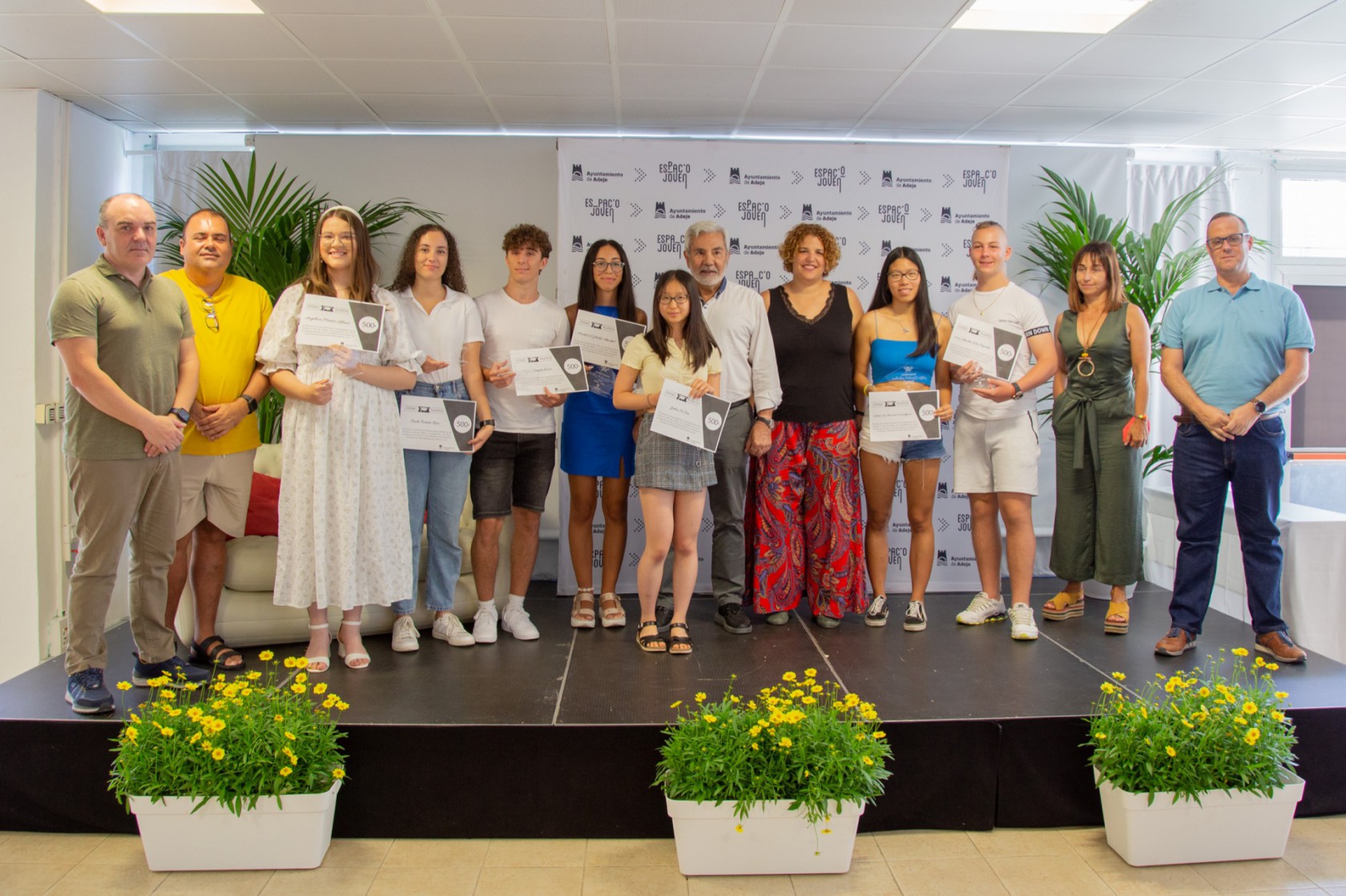 Jóvenes, con talento y buenas notas.