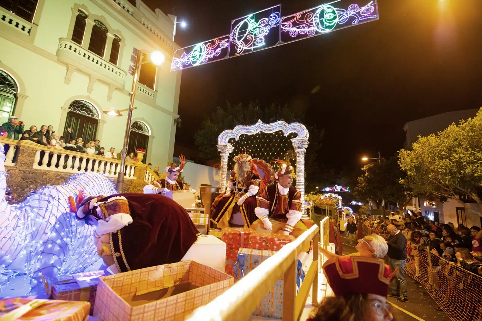 La Gran Cabalgata de Reyes vuelve a su formato tradicional en Adeje