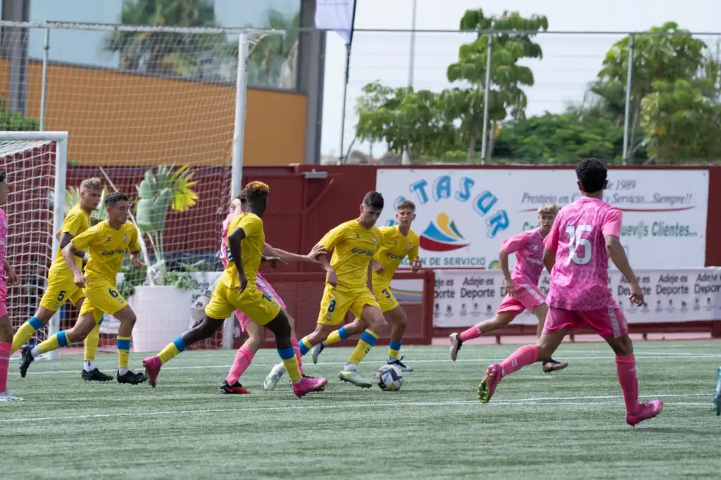 Olympique de Marsella y Real Madrid disputarán la final del Torneo Juvenil Villa de Adeje