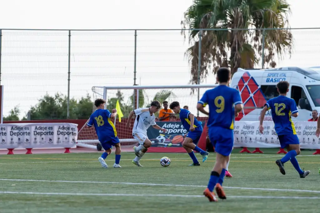 Olympique de Marsella y Real Madrid disputarán la final del Torneo Juvenil Villa de Adeje