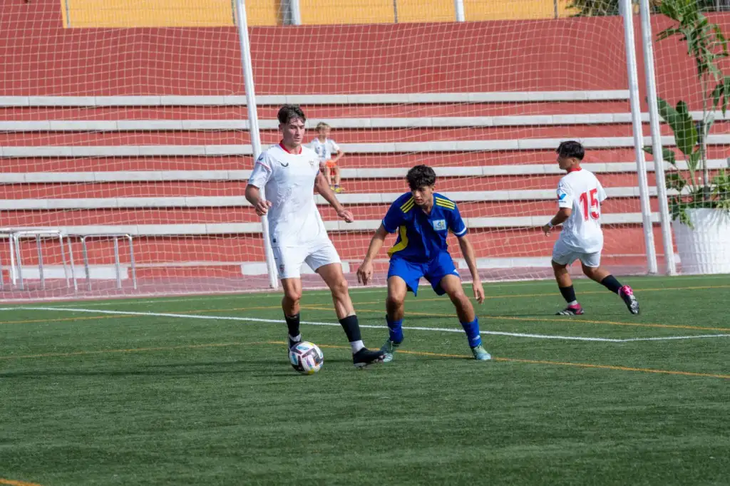 Olympique de Marsella y Real Madrid disputarán la final del Torneo Juvenil Villa de Adeje