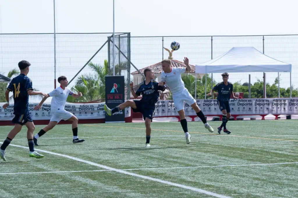 Olympique de Marsella y Real Madrid disputarán la final del Torneo Juvenil Villa de Adeje