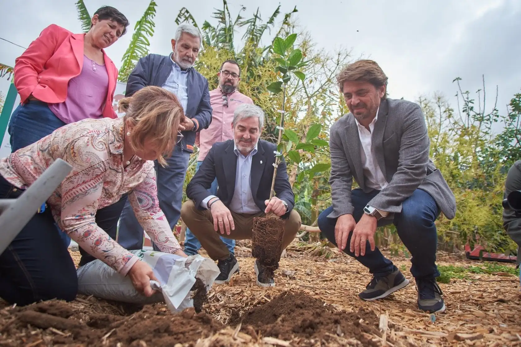 Hoteleros y agricultores muestran al sector público el modelo de economía circular que han desarrollado e implantado en Tenerife