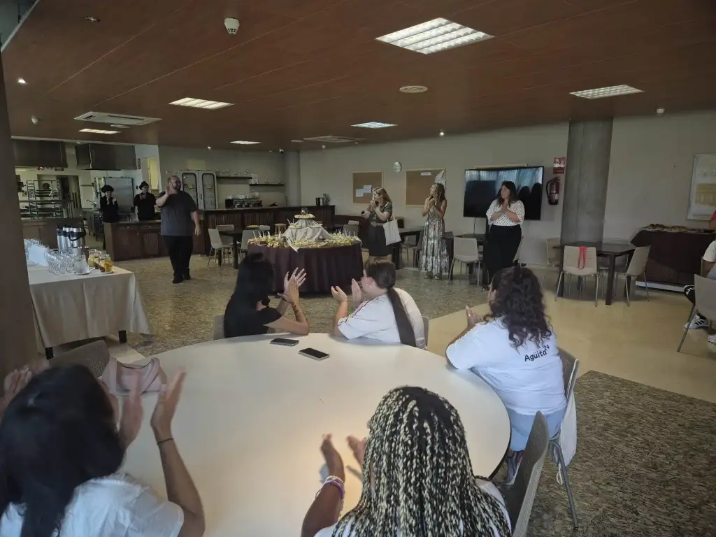 El campamento de verano "Agüita 24" de la Escuela de Segunda Oportunidad de Adeje culmina con éxito