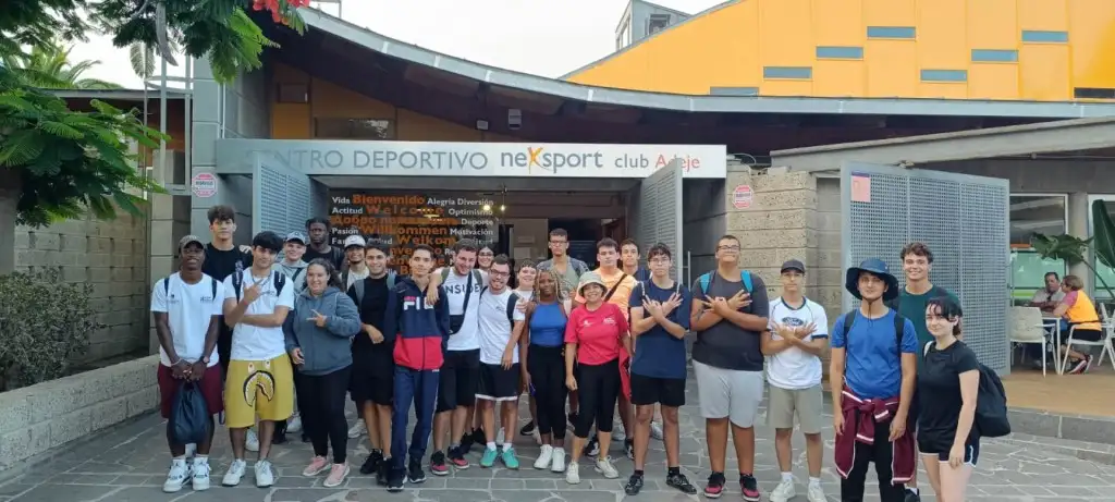 El campamento de verano "Agüita 24" de la Escuela de Segunda Oportunidad de Adeje culmina con éxito