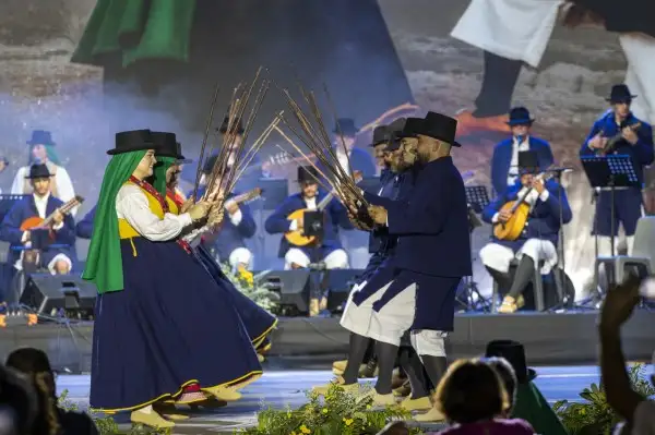 Cierre de las Fiestas de Adeje con el Festival de Folclore y la Romería