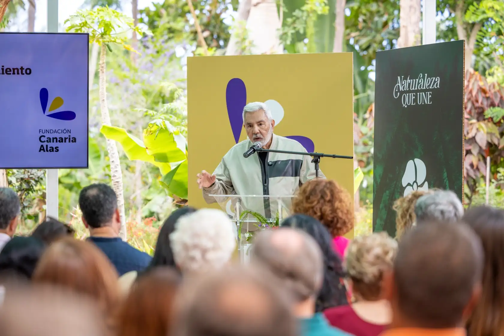 Alcalde de Adeje anunciando la creación del Centro Especial de Empleo en el Bosque de Las Nieves