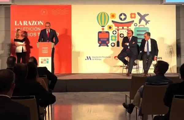 Costa Adeje recibe el Premio Nacional a Destino Turístico Sostenible en la XIV edición de los galardones de La Razón