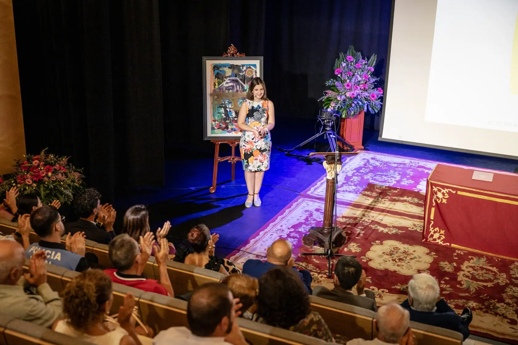 Victoria Ballesteros inaugura la universidad de verano de adeje