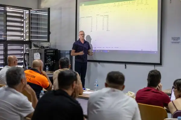 Un curso aboga por mejorar la información a la población sobre planes de respuesta ante emergencias como las inundaciones