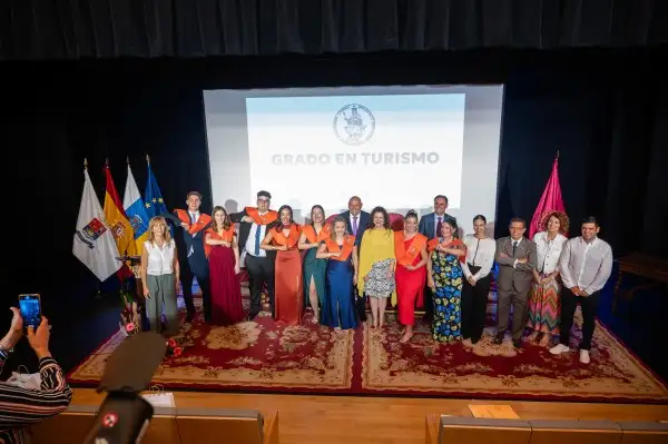 La XXXII edición de la Universidad de Verano de Adeje se consolida como un referente de formación y cultura