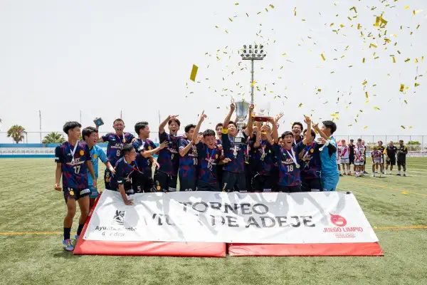El Kokoku japonés se proclama campeón del Torneo Juvenil Villa de Adeje