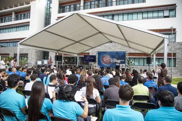La Cámara reúne a cerca de 200 personas en una nueva edición de la Feria de Emprendimiento de Adeje