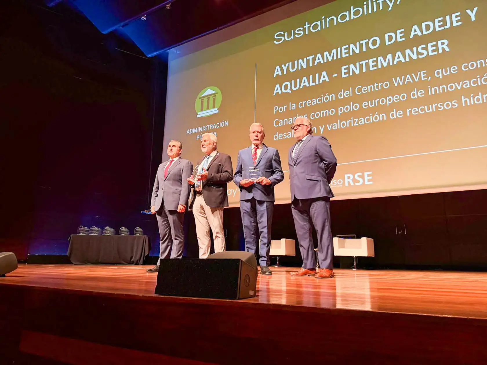 Adeje recibe el premio Sustainability Actions 2025 por el proyecto WAVE