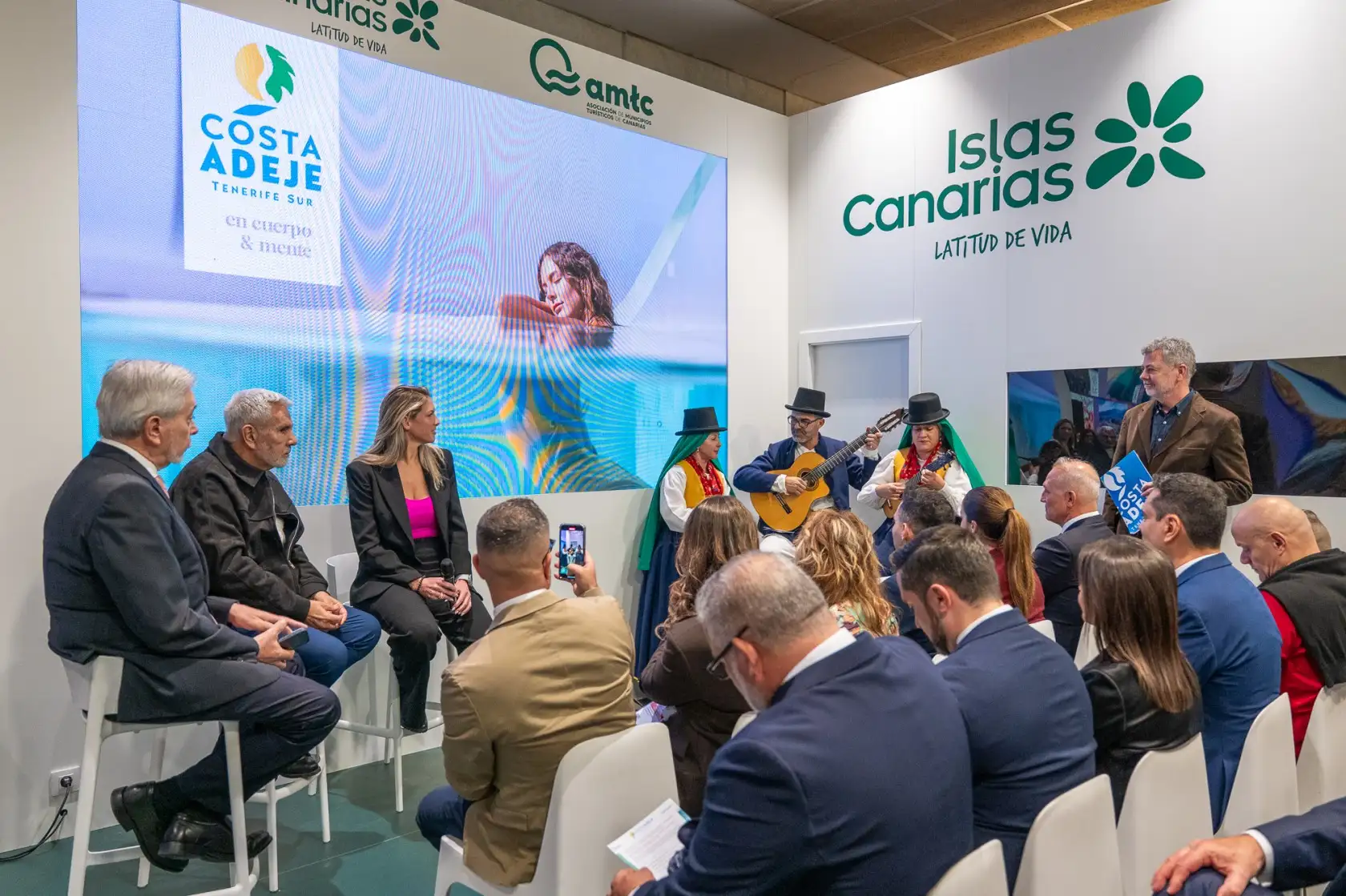 Costa Adeje presenta en Fitur su estrategia tur&iacute;stica basada en el retorno social y el valor a&ntilde;adido