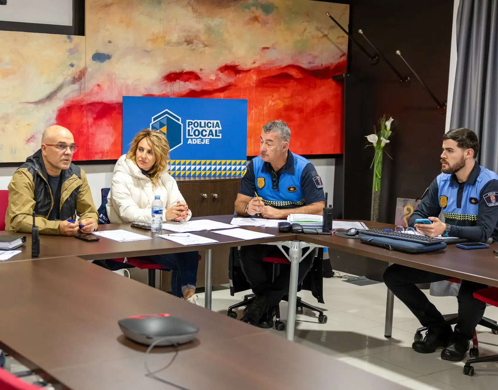 El Ayuntamiento de Adeje mantiene activo el Centro de Coordinación Operativa Municipal (CECOPAL).