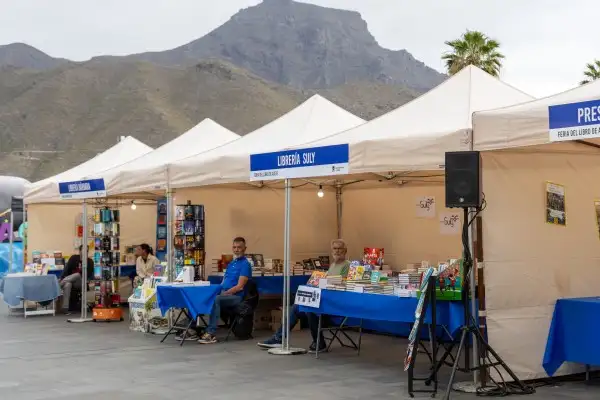Adeje impulsa los Premios Literarios Celia Trujillo Garc&iacute;a en el marco de la Feria del Libro