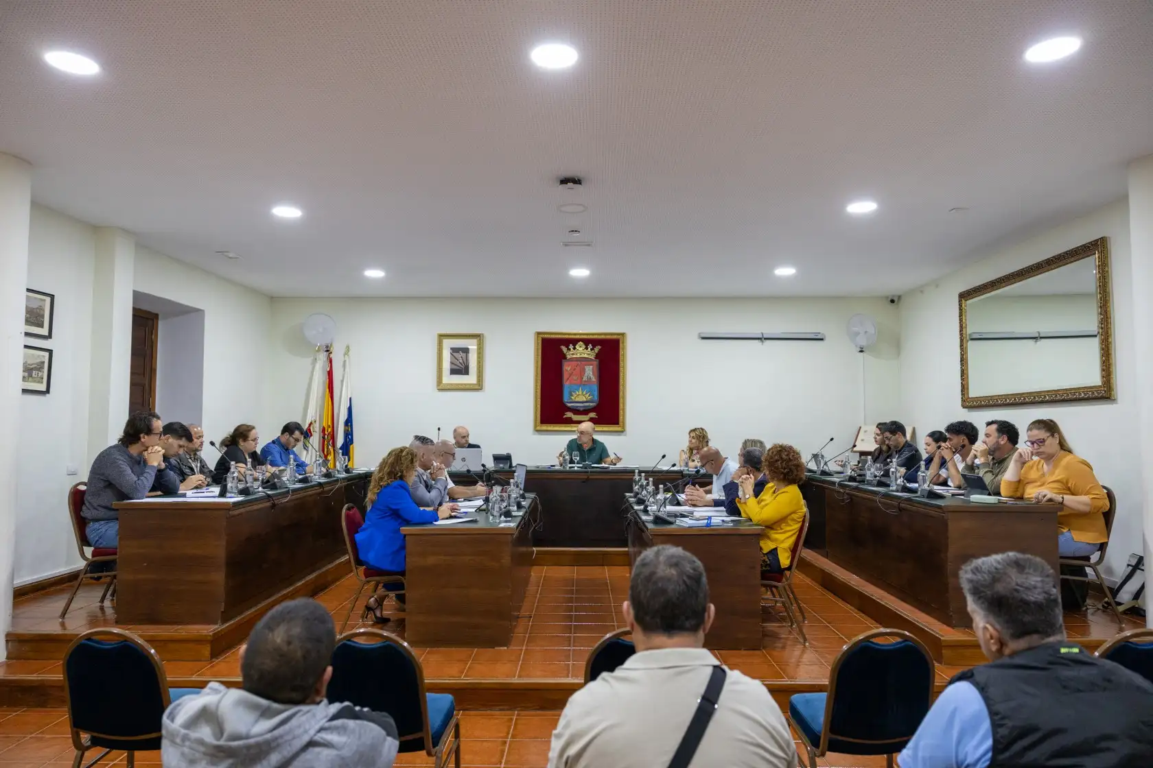 Adeje aprueba nueva ordenanza de movilidad y circulaci&oacute;n urbana.