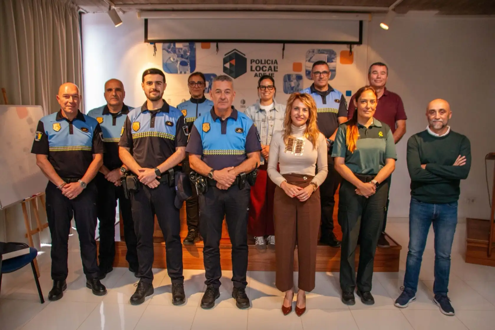 Formaci&oacute;n de la Polic&iacute;a Local de Adeje