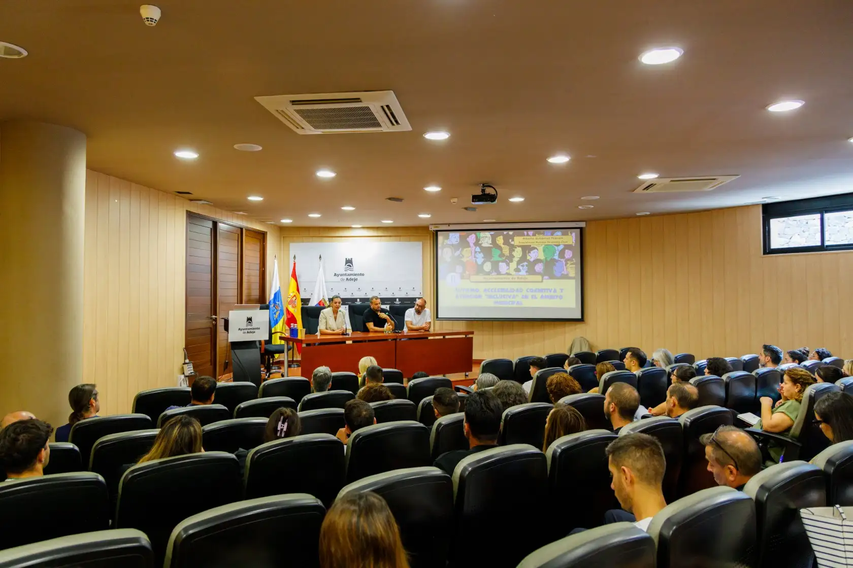 Adeje forma a su personal municipal en neurodiversidad e inclusión