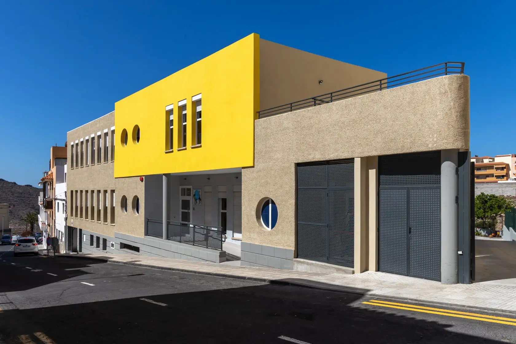 Adeje impulsa su infraestructura educativa y refuerza la atenci&oacute;n a la diversidad ante el inicio del nuevo curso